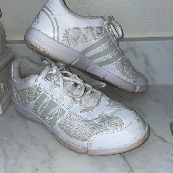 Adidas triple cheer shoes top